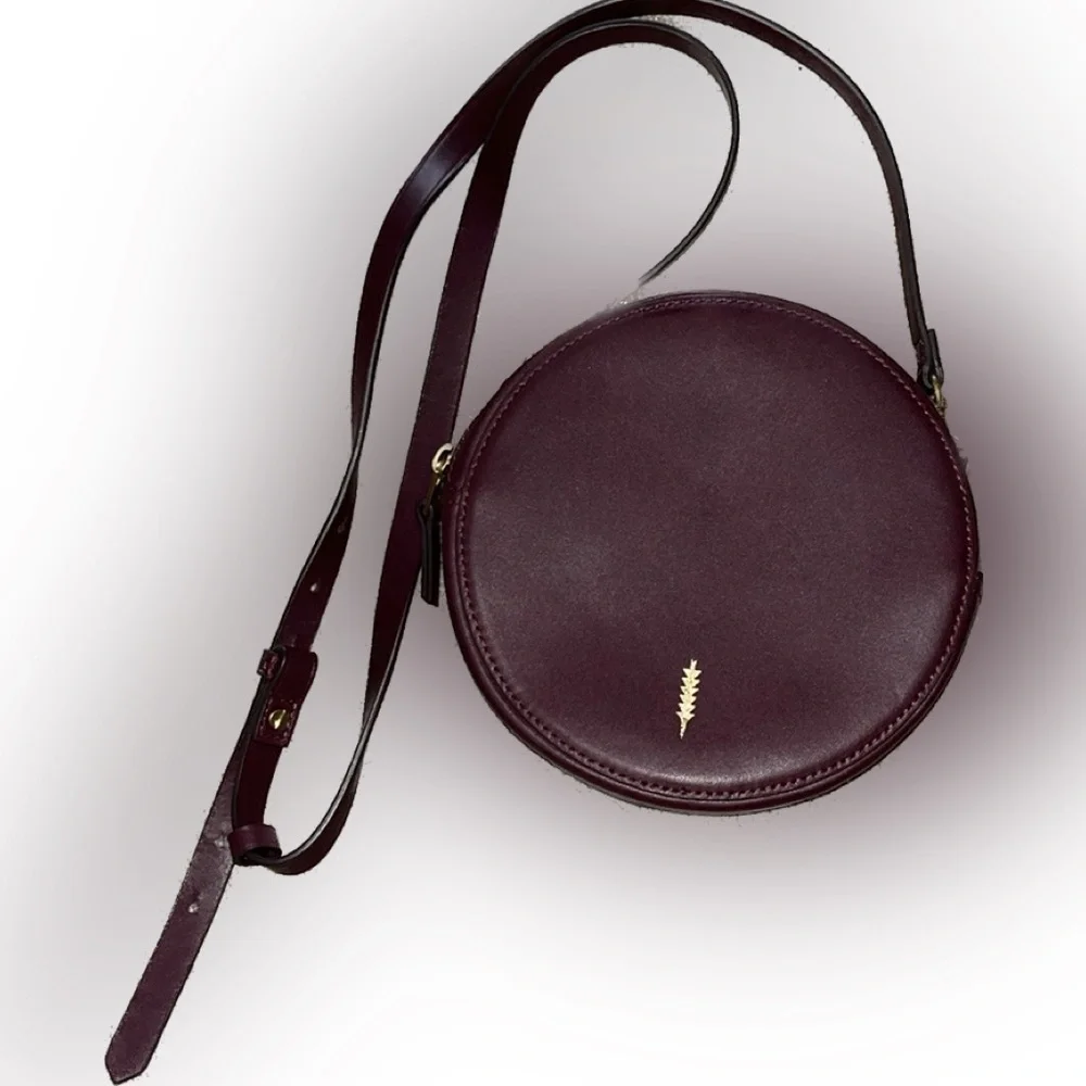 THACKER New York Leigh Cardinal convertible leather circle crossbody handbag